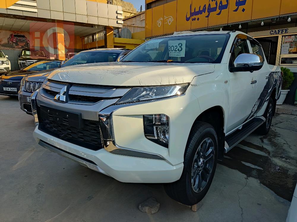 میتسوبیشی L200